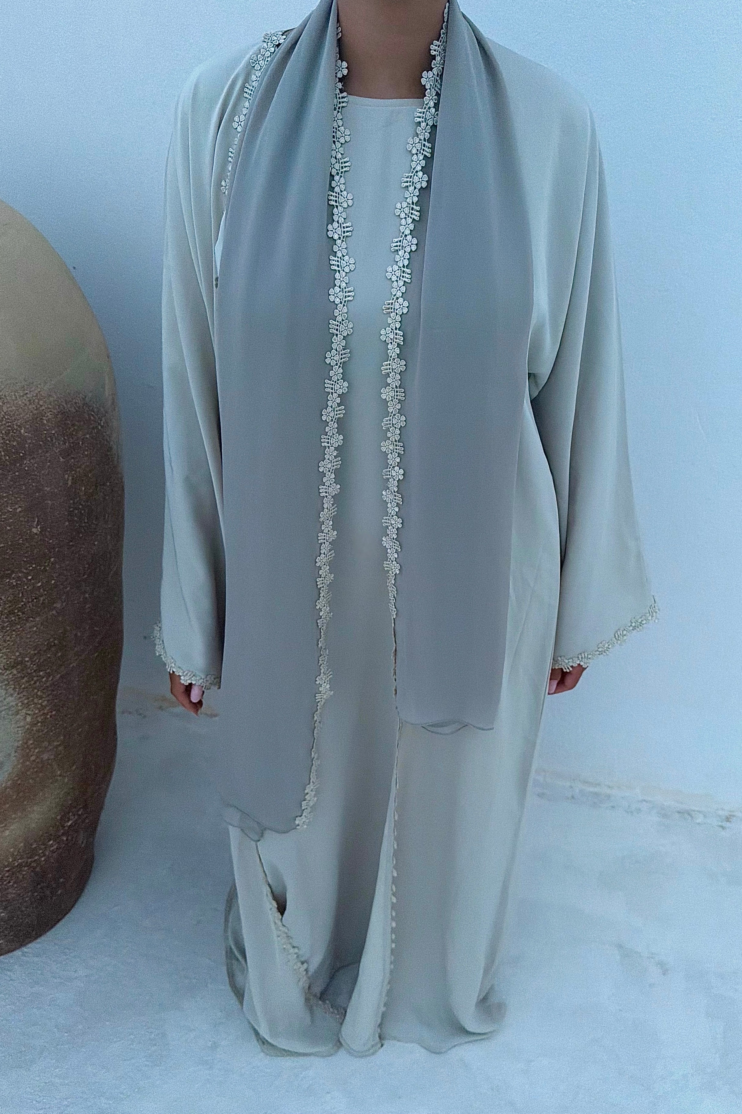 Abaya fleurie Beige